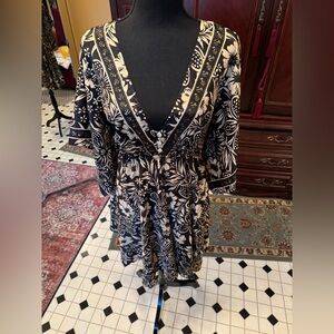 Pretty dress/tunic/top